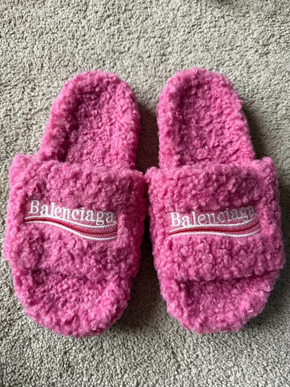 Balenciaga Pink Fuzzy cozy Slide Slippers - Picture 2 of 5